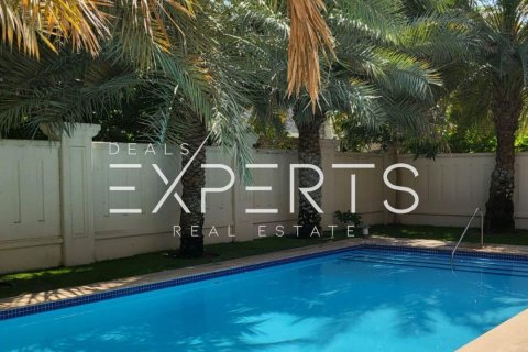 4 bedrooms Villa in Bavaria Town, Vietnam No. 82991 2