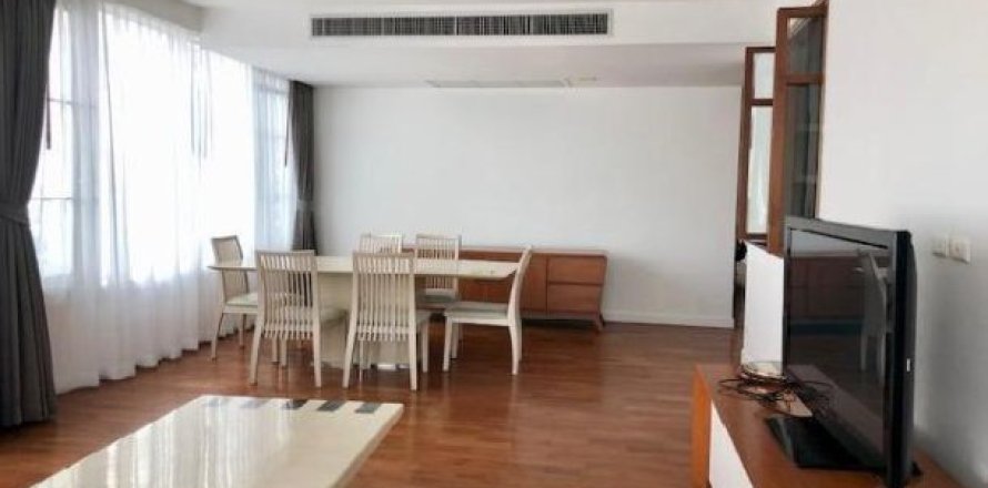 3 bedrooms Apartment in Bangkok, Thailand No. 96294
