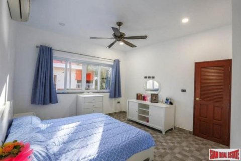 7 bedrooms Bungalow in Pattaya, Thailand No. 96989 28