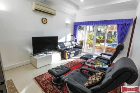 7 bedrooms Bungalow in Pattaya, Thailand No. 96989 27