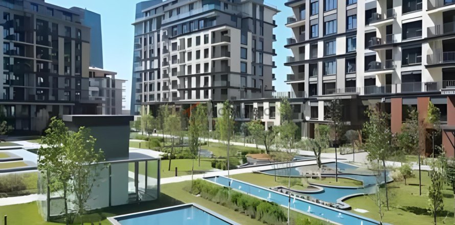 3 dormitorios Apartment en Istanbul, Turkey No. 123455