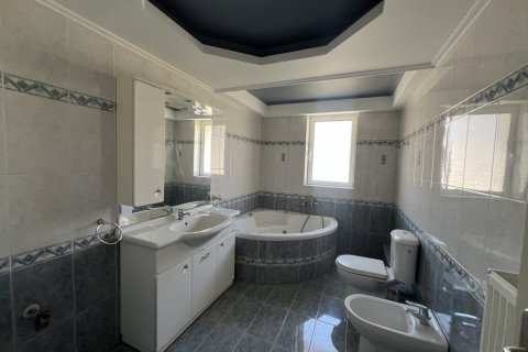 3 bedrooms Maisonette in Glyfada, Greece No. 107727 10