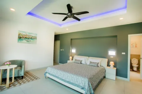 4 bedrooms Villa in Phuket, Thailand No. 3143 20