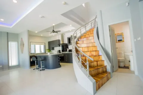 4 bedrooms Villa in Phuket, Thailand No. 3143 7