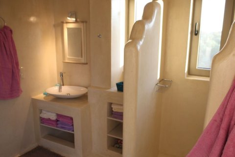 4 bedrooms Villa in Heraklion, Greece No. 24036 18