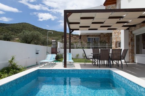 3 bedrooms Villa in Kavala, Greece No. 107562 2