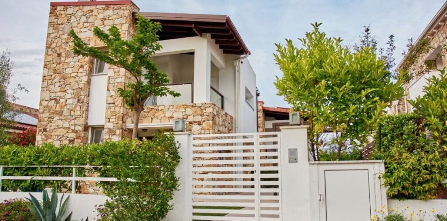 3 bedrooms Villa in Kavala, Greece No. 107562