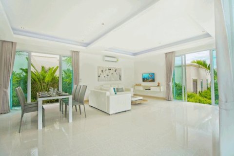 3 bedrooms House in Pattaya, Thailand No. 96871 9