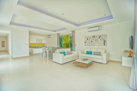 3 bedrooms House in Pattaya, Thailand No. 96871 10