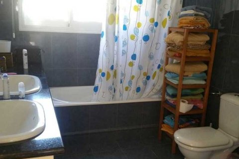 4 dormitorios House en Mouttagiaka, Cyprus No. 29532 11