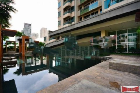 Квартира с 4 спальнями в Бангкок, Таиланд №97132 24