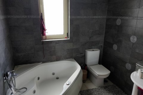 4 rooms Duplex in Athens, Greece No. 55978 6