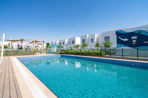 3 bedrooms Townhouse in Al Ghadeer, UAE No. 113594