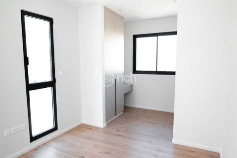 Вилла с 4 спальнями в Агиос Тихонас, Кипр №76571 10