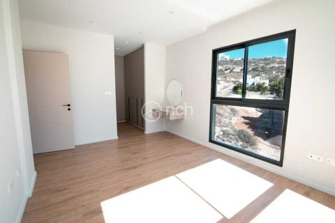 Вилла с 4 спальнями в Агиос Тихонас, Кипр №76571 12