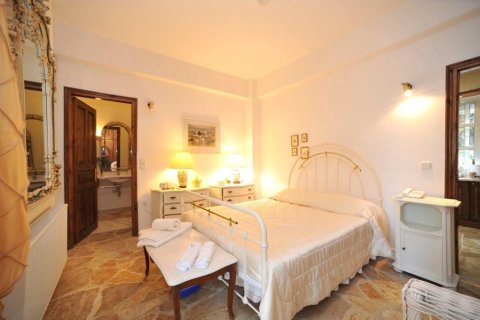 2 bedrooms Villa in Corfu, Greece No. 60368 12