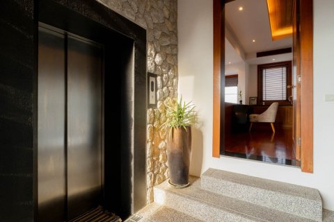 5 bedrooms Villa in Surin Beach, Thailand No. 96571 4