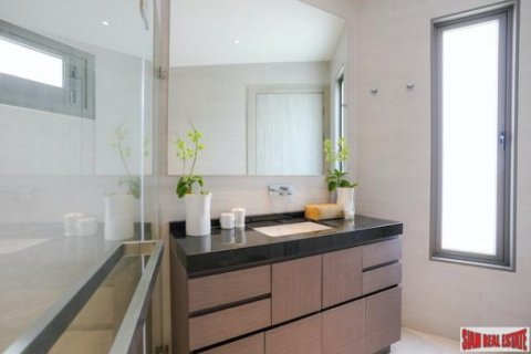 3 bedrooms Villa in Phuket, Thailand No. 96062 13