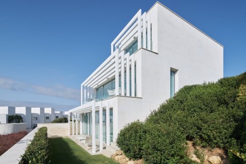 3 bedrooms Apartment in Tan Quang, Vietnam No. 27250 4