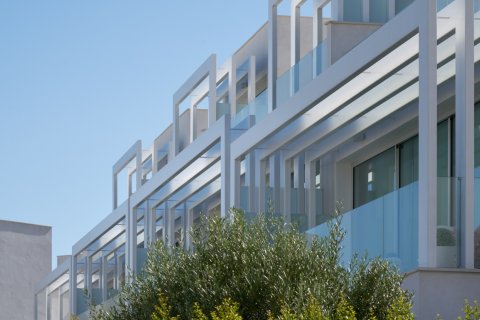 3 bedrooms Apartment in Tan Quang, Vietnam No. 27250 3