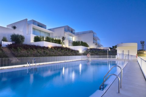 3 bedrooms Apartment in Tan Quang, Vietnam No. 27250 20