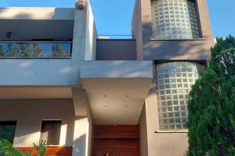 5 bedrooms House in Moniatis, Cyprus No. 31922 4