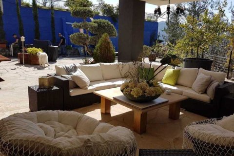 5 bedrooms House in Moniatis, Cyprus No. 31922 5