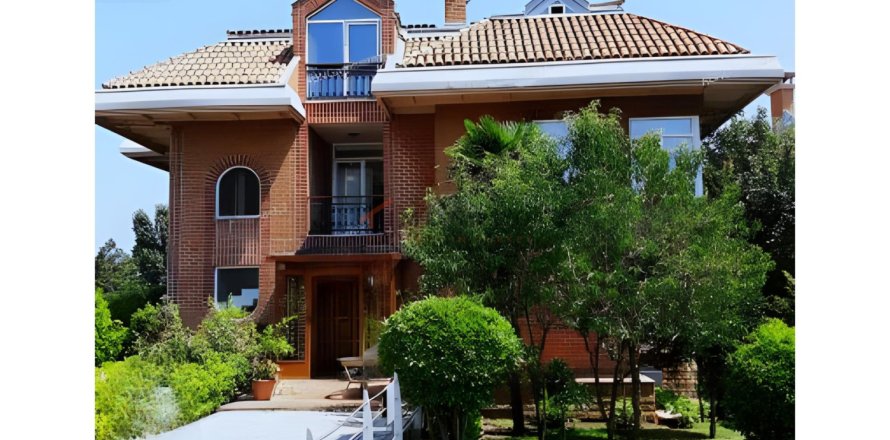 9 dormitorios Villa en Sariyer, Turkey No. 125023