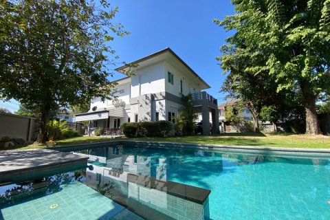 5 bedrooms House in Chiang Mai, Thailand No. 1554 1