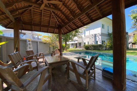 5 bedrooms House in Chiang Mai, Thailand No. 1554 14