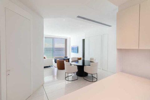 Квартира с 2 спальнями в Лимассол, Кипр №35030 8