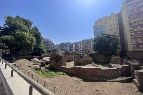 4 bedrooms Apartment in Thessaloniki, Greece No. 48689 5