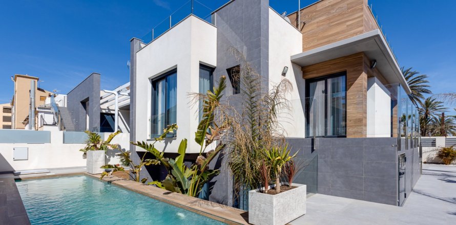 4 bedrooms Villa in An Ninh Tay, Vietnam No. 111815