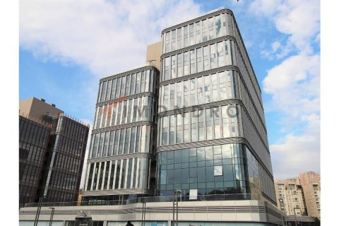 3 bedrooms Apartment in Cau Giay, Vietnam No. 17420 1