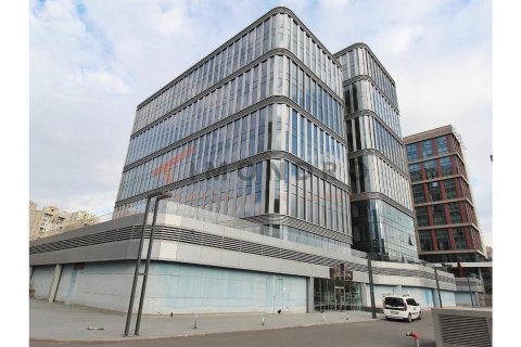 3 bedrooms Apartment in Cau Giay, Vietnam No. 17420 21