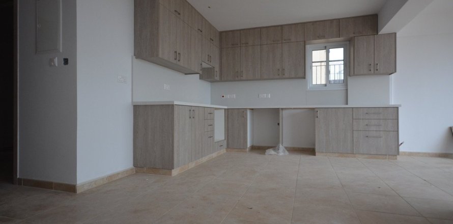 6 bedrooms House in Pegeia, Cyprus No. 37199