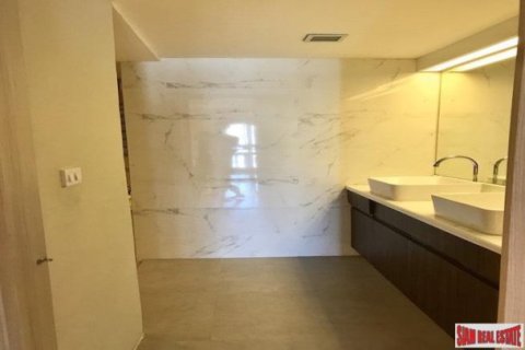 3 bedrooms Apartment in Bangkok, Thailand No. 97200 12