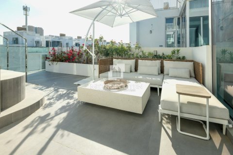 4 bedrooms Townhouse in Lien Chieu, Vietnam No. 94620 12