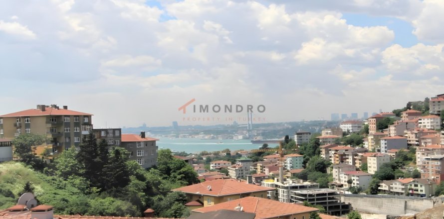 4 dormitorios Apartment en Üsküdar, Turkey No. 122884