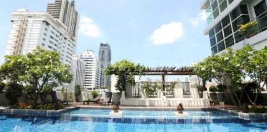 Квартира с 2 спальнями в Бангкок, Таиланд №95782