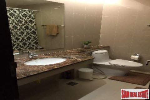 Квартира с 2 спальнями в Бангкок, Таиланд №95782 16