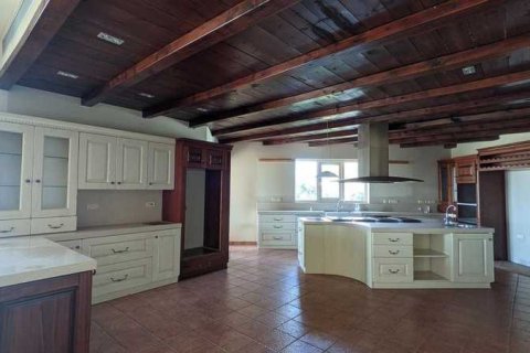 4 bedrooms House in Anarita, Cyprus No. 84073 10