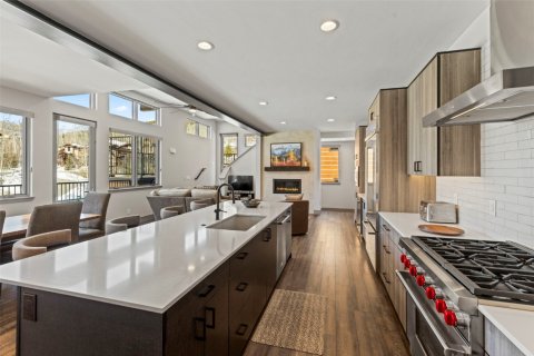 4 bedrooms Condo  in Keystone, USA No. 84190 13