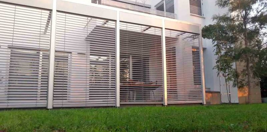 Дом с 5 спальнями в Лация, Кипр №81726