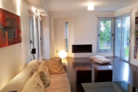 Дом с 5 спальнями в Лация, Кипр №81726 4