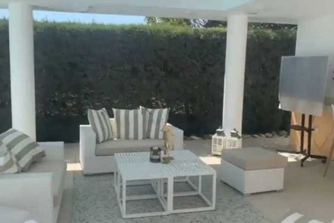 5 bedrooms Villa in Ypsonas, Cyprus No. 70731 13