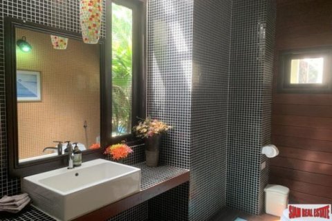 5 bedrooms Villa in Nai Harn Beach, Thailand No. 95633 9