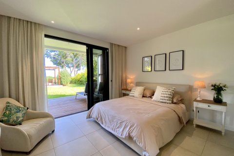 4 bedrooms Villa in Tamarin, Mauritius No. 60875 4