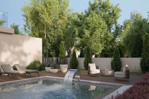 3 bedrooms Apartment in Limassol, Cyprus No. 102285 2