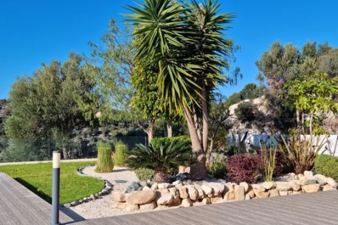 3 bedrooms Villa in Kouklia, Cyprus No. 83143 4